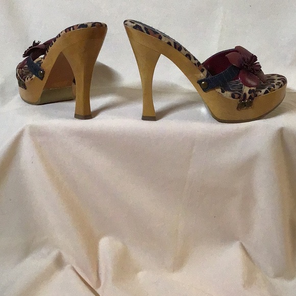 Given to an Angel... Steve Madden Charoo, size 7 - Picture 3 of 5